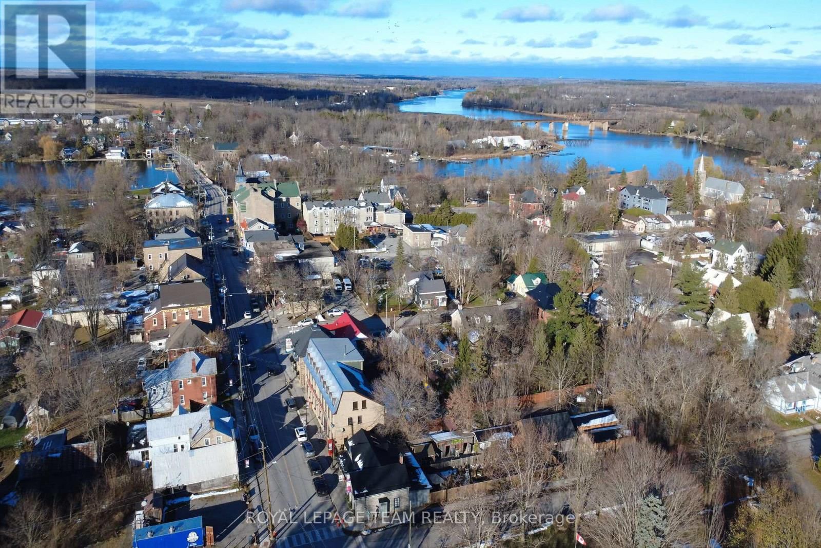 629 ST LAWRENCE STREET Image 30