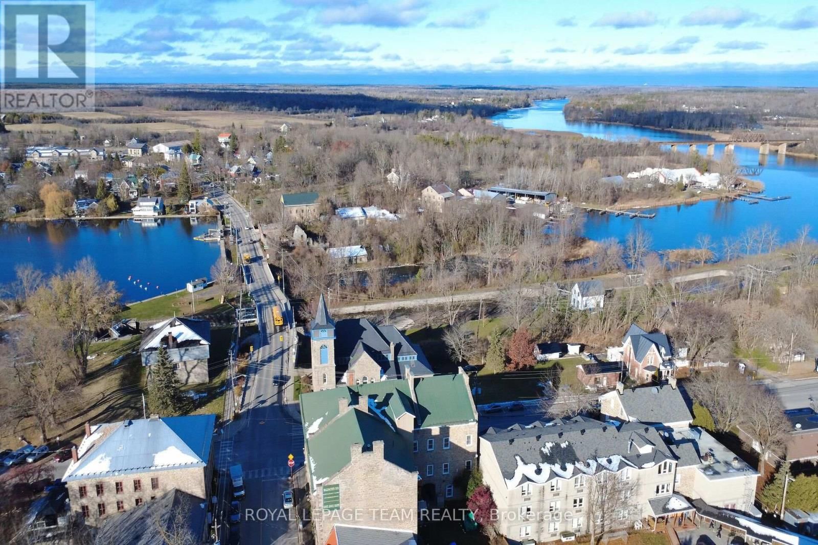 629 ST LAWRENCE STREET Image 31