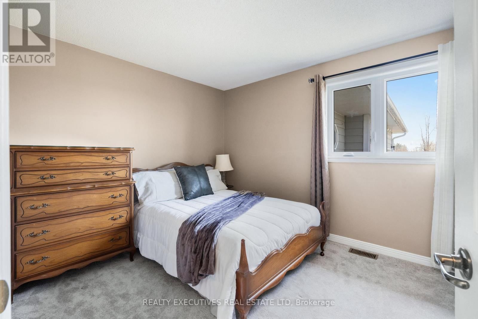 13178 FROATS ROAD Image 23