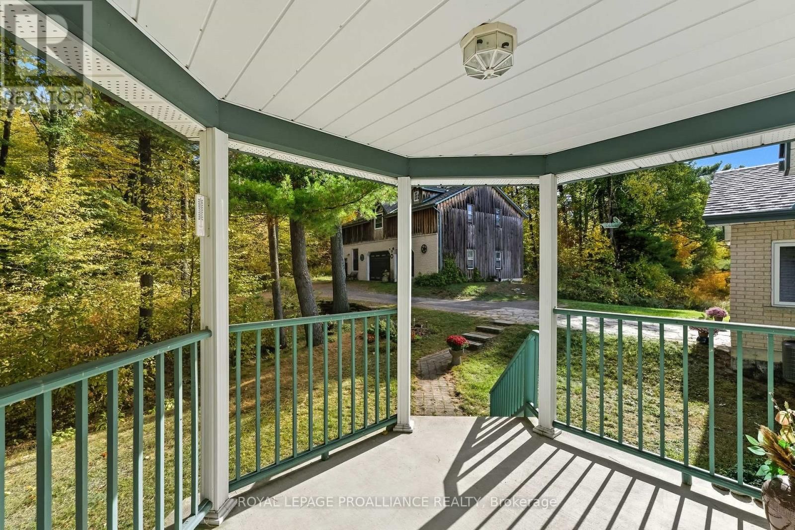 151 CARMAN ROAD Image 10