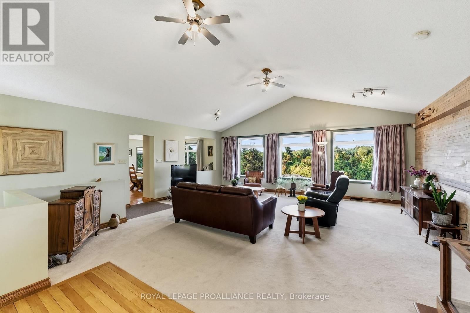 151 CARMAN ROAD Image 12