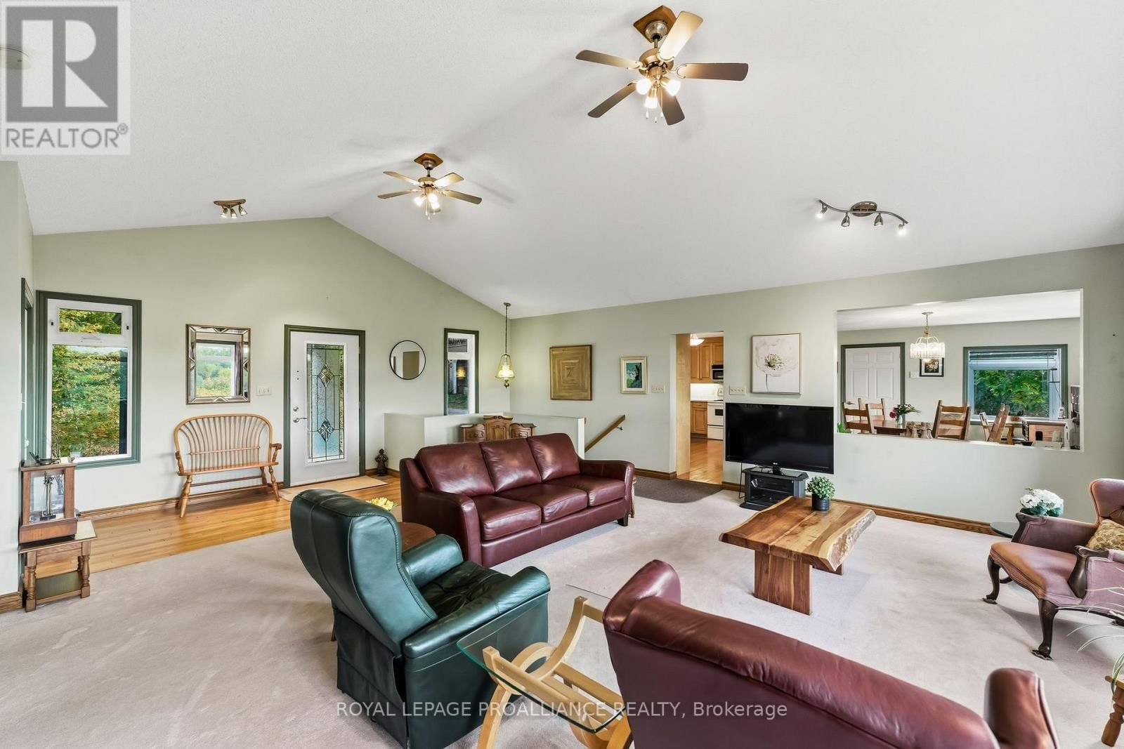 151 CARMAN ROAD Image 13