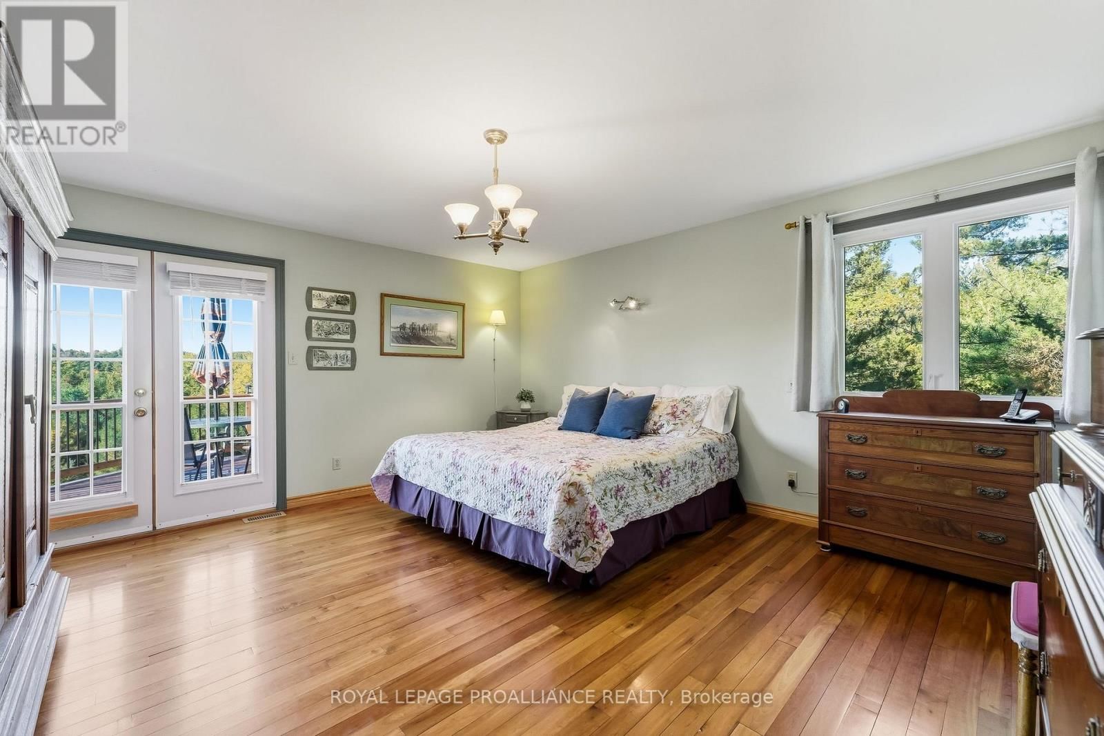 151 CARMAN ROAD Image 19