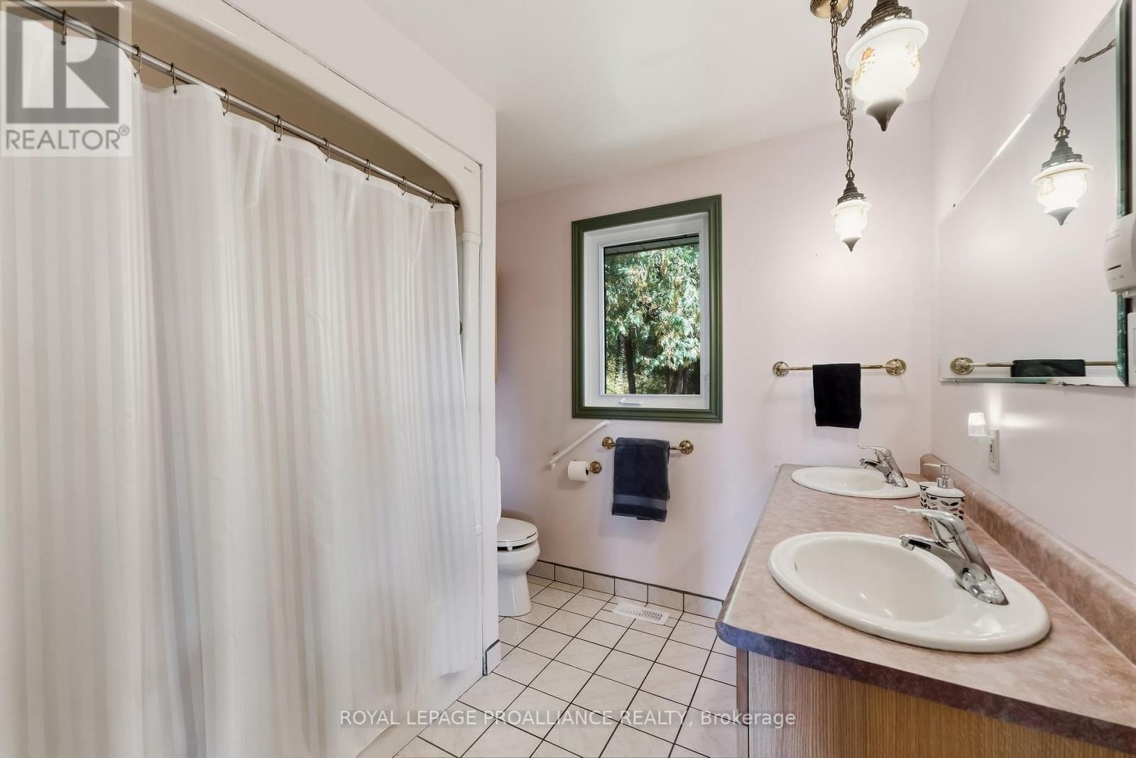 151 CARMAN ROAD Image 21