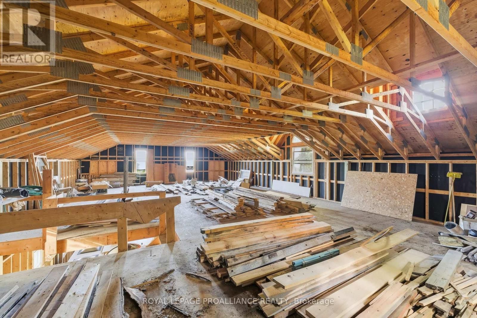 151 CARMAN ROAD Image 44