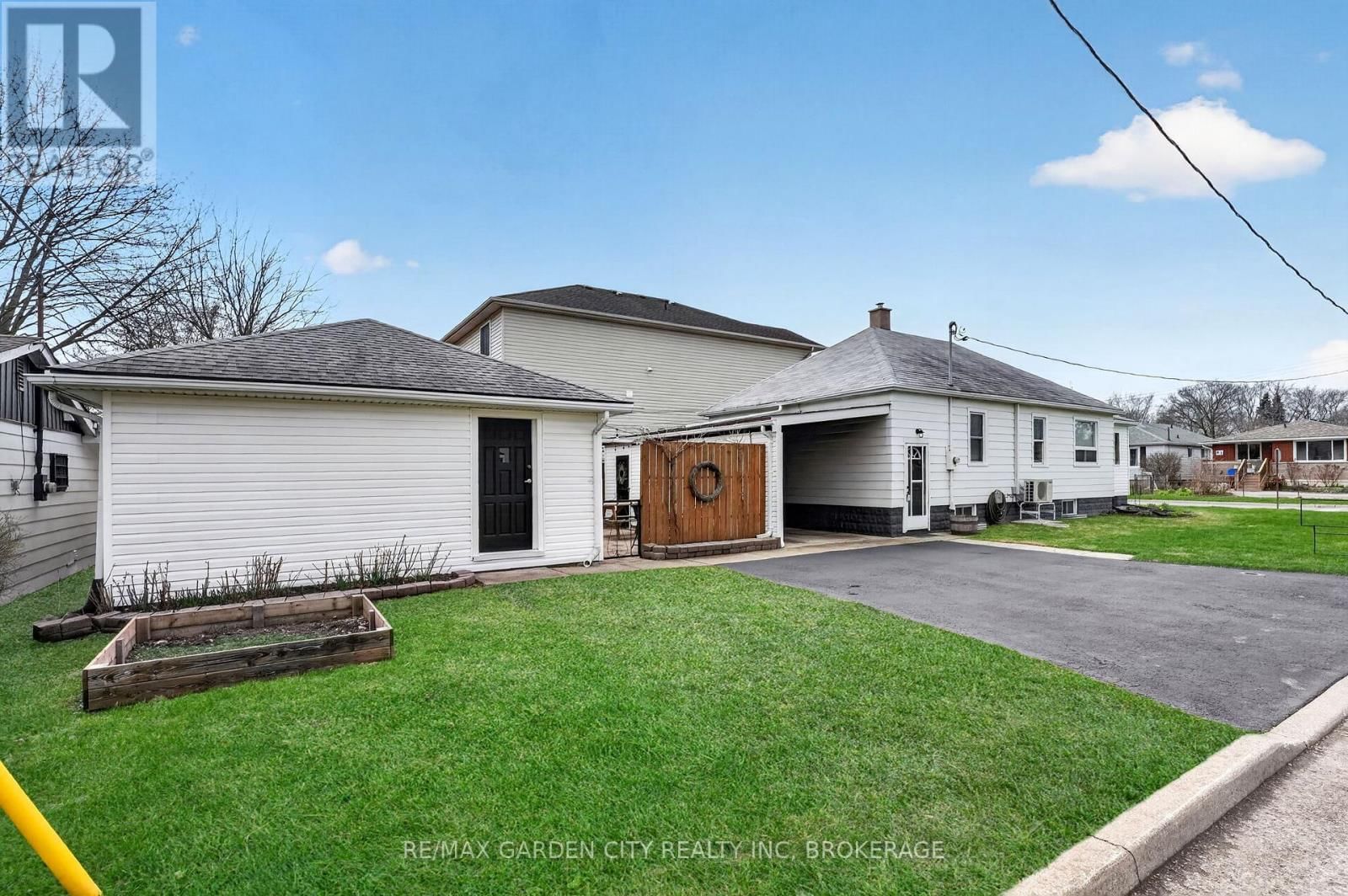 56 MARGERY AVENUE Image 48