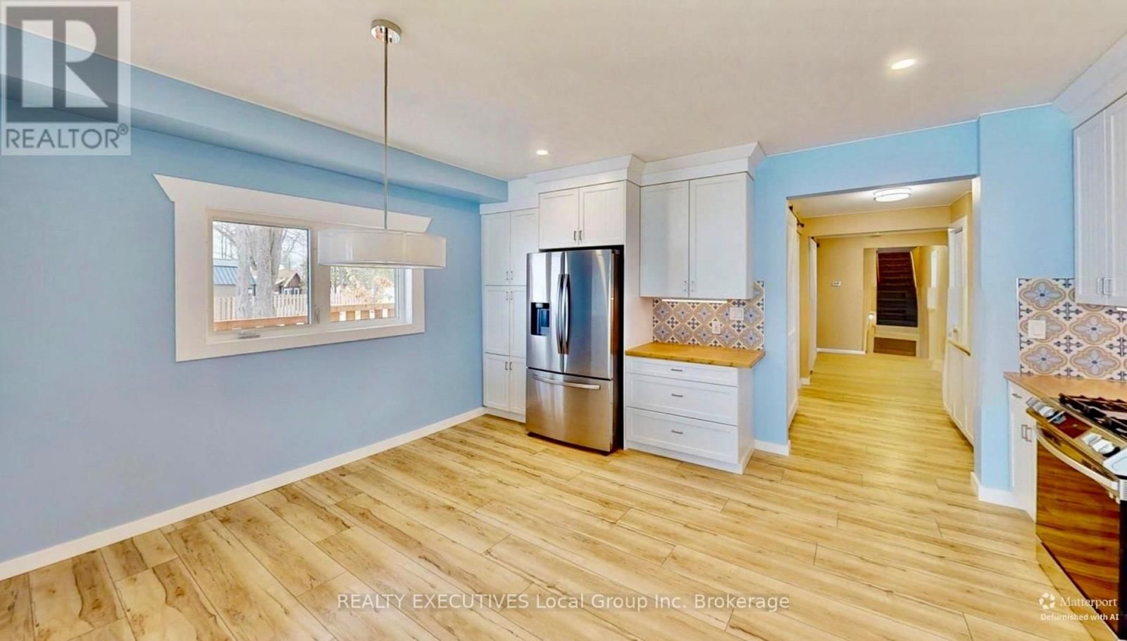 10 MOWAT CRESCENT WEST Image 30