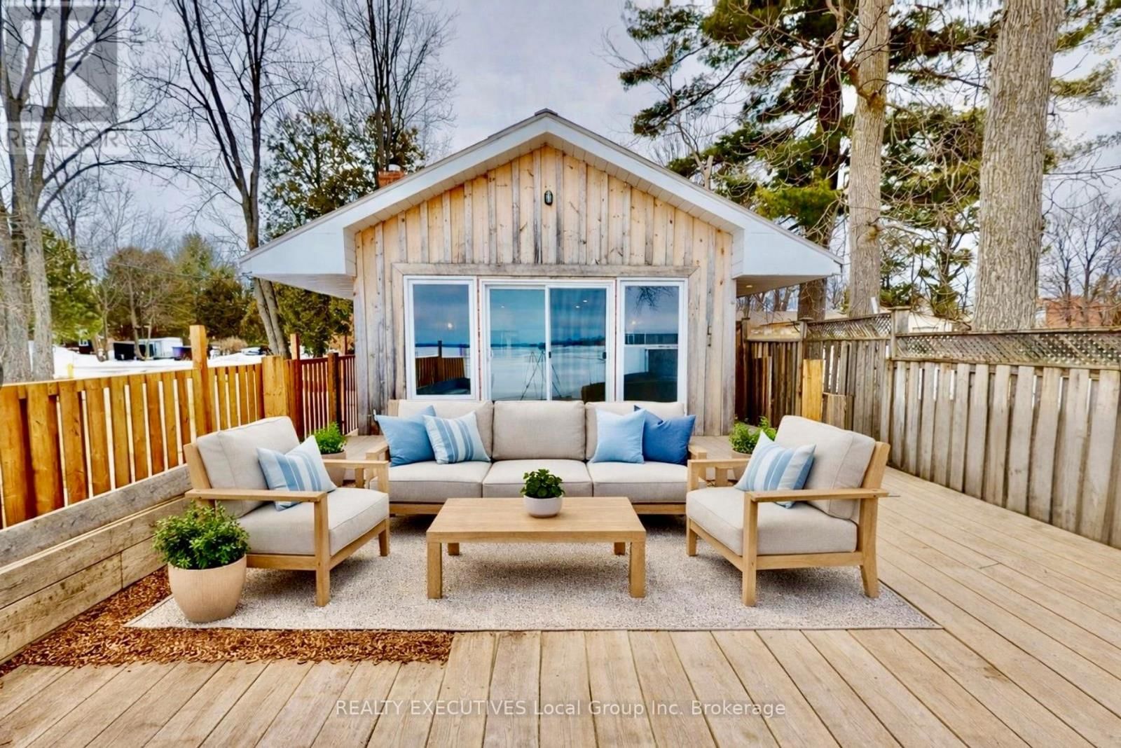 10 MOWAT CRESCENT WEST Image 42