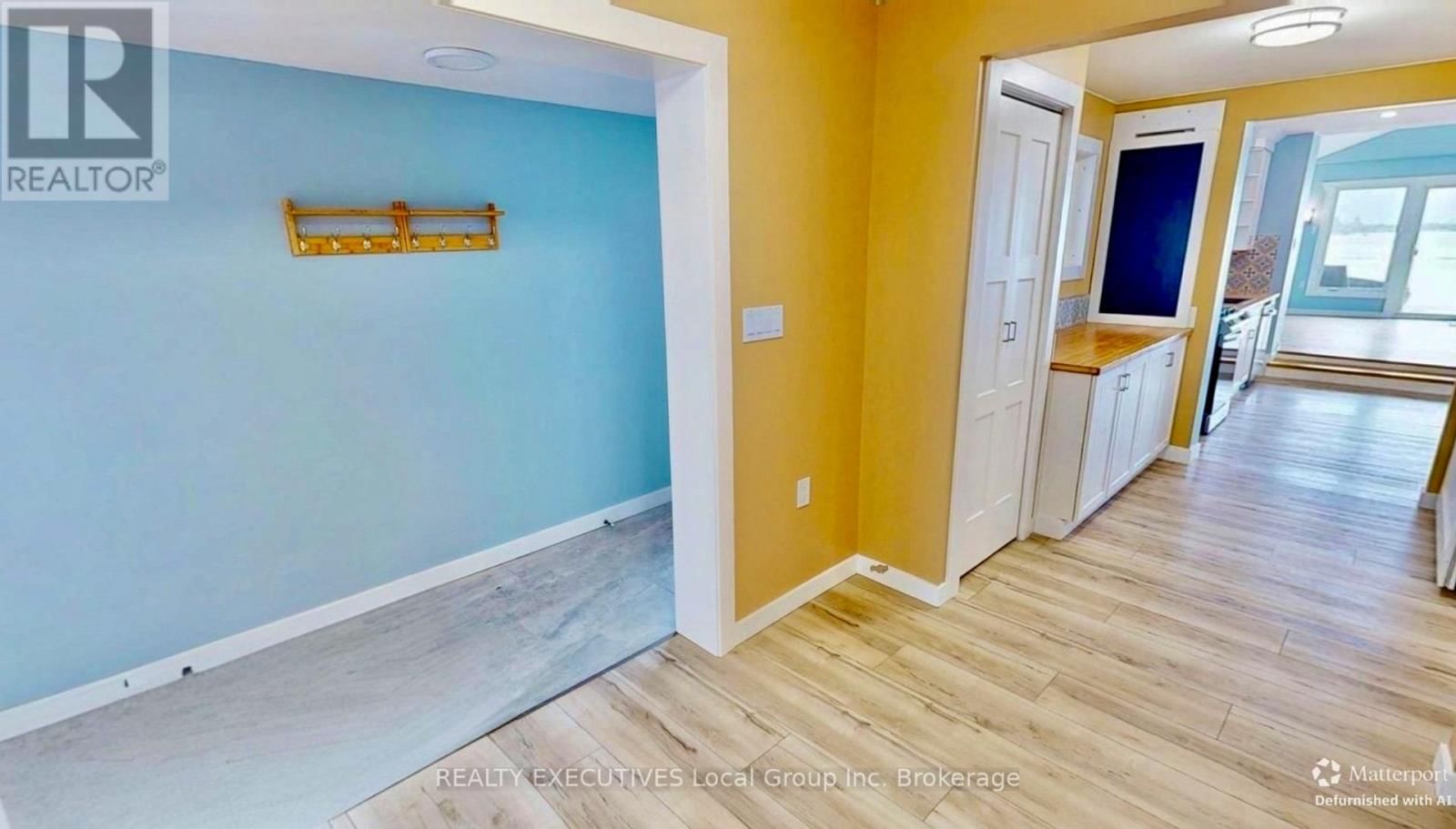 10 MOWAT CRESCENT WEST Image 6