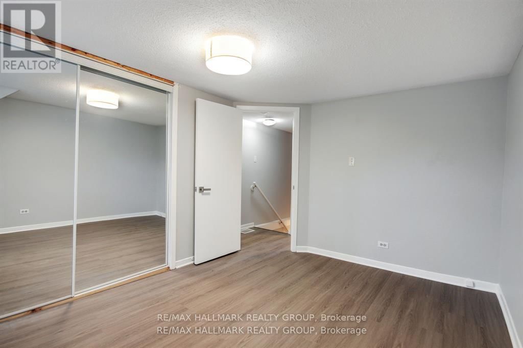 231 ST ANDREW STREET Image 20