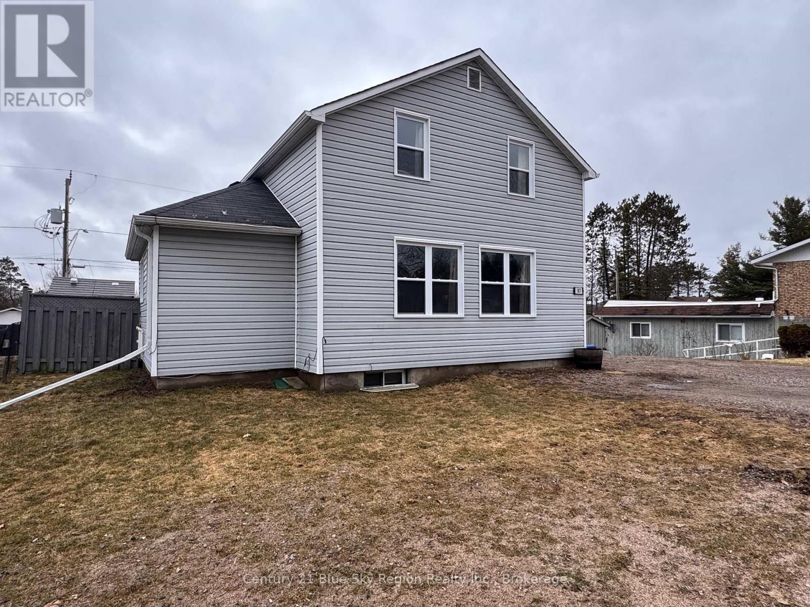 387 MAIN STREET Image 2