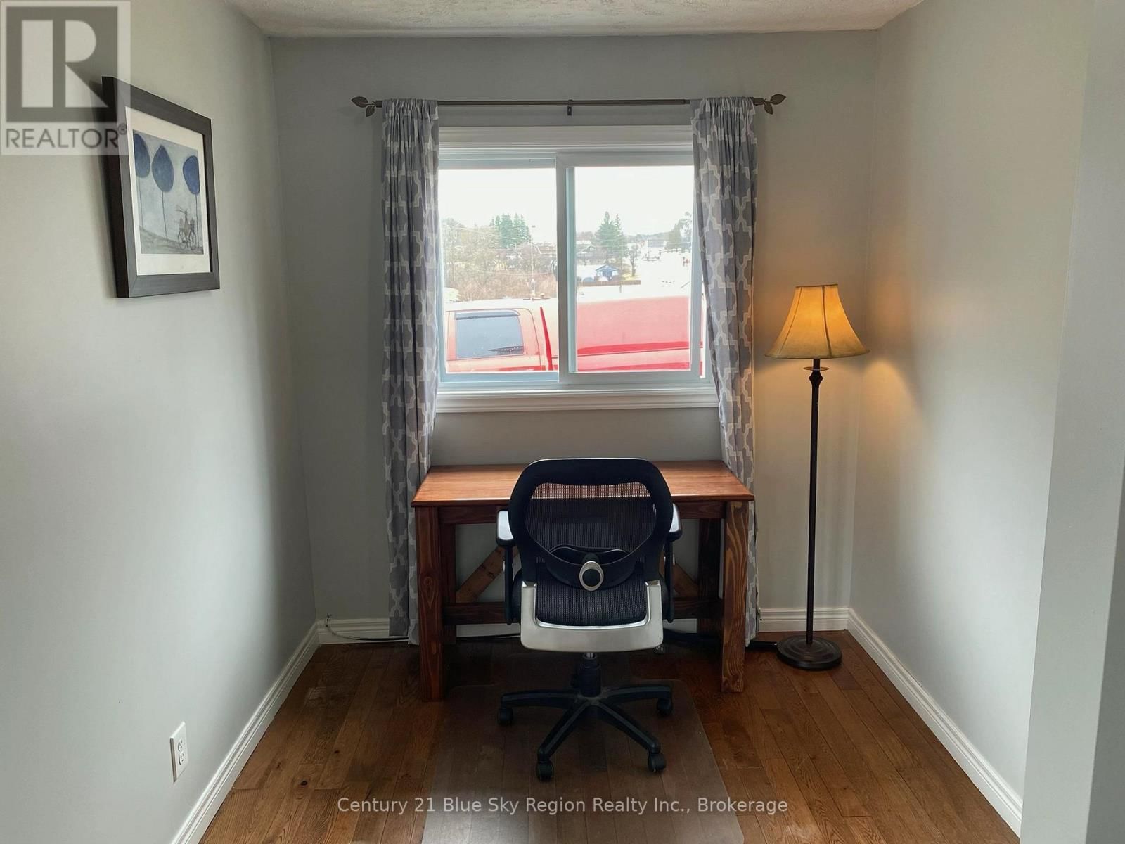 387 MAIN STREET Image 7