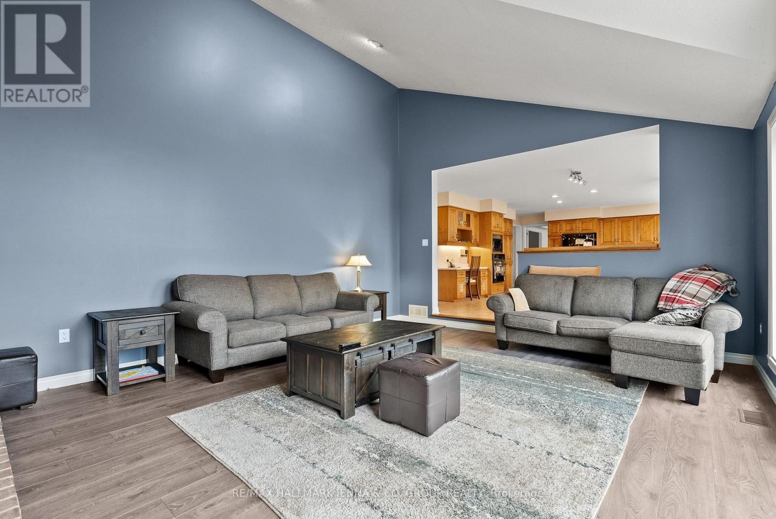 14 HOLLY RIDGE Image 18