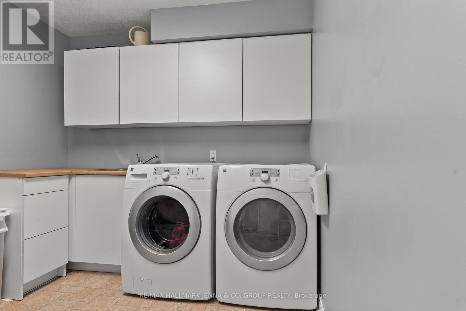 14 HOLLY RIDGE Image 20