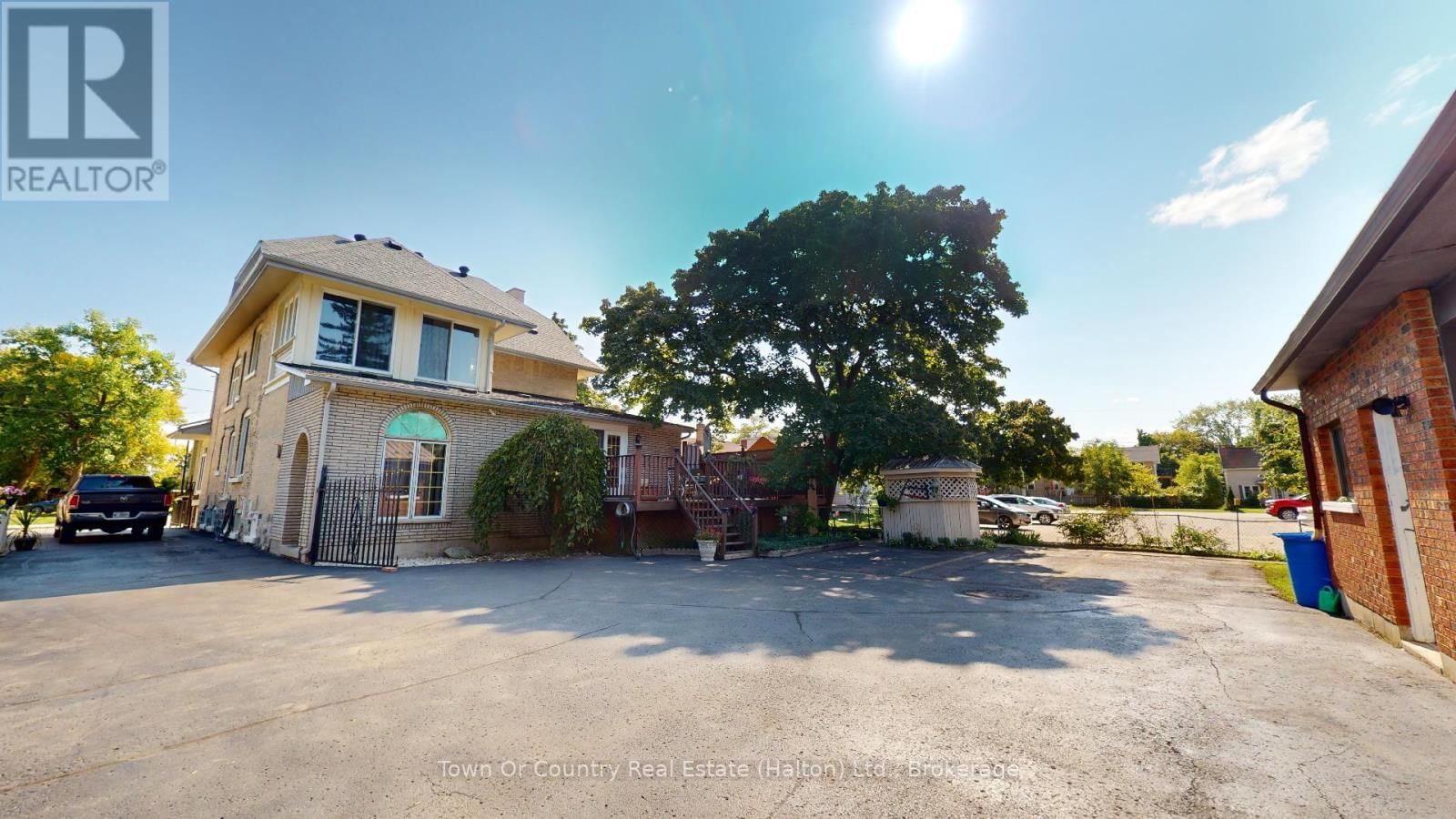 540 10TH AVENUE Image 4