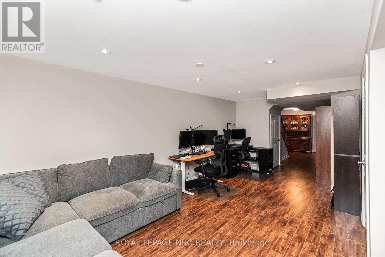 12 - 311 8 HIGHWAY Image 37