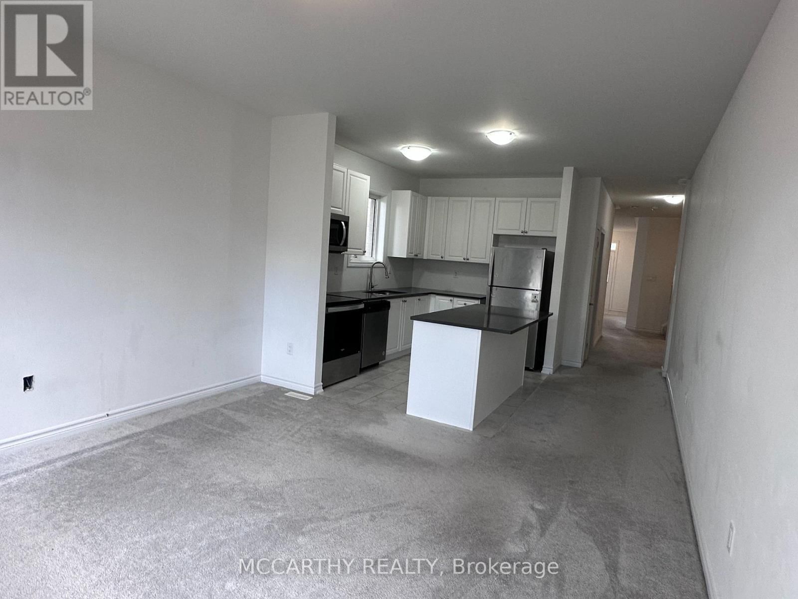 231 RIDLEY CRESCENT Image 5