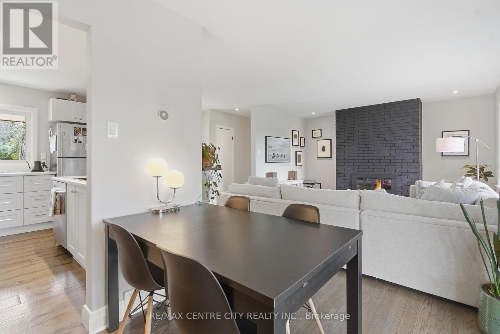 519 EAST MILE ROAD Image 16