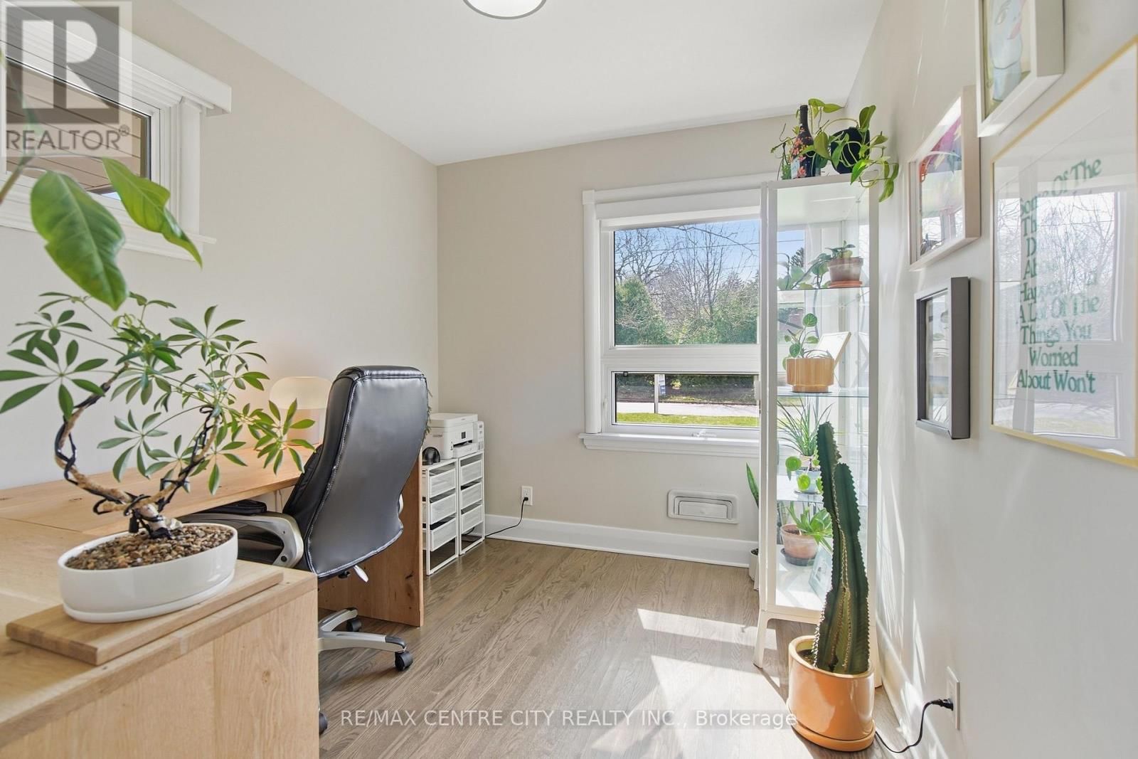 519 EAST MILE ROAD Image 24