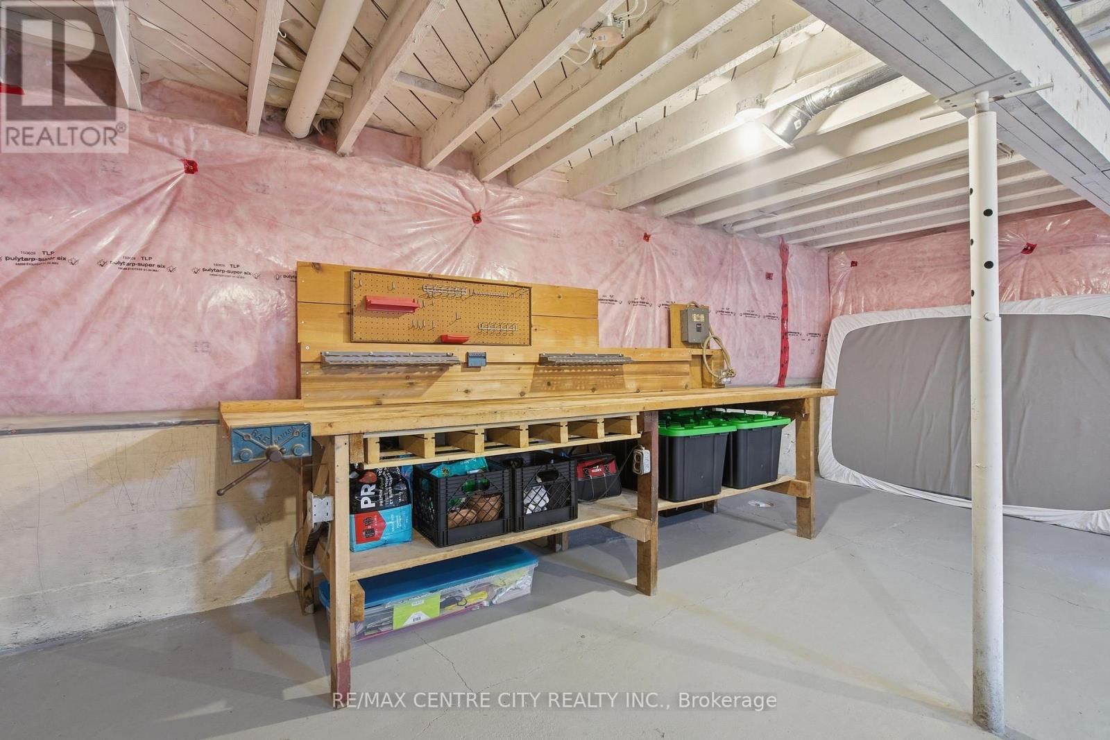 519 EAST MILE ROAD Image 33