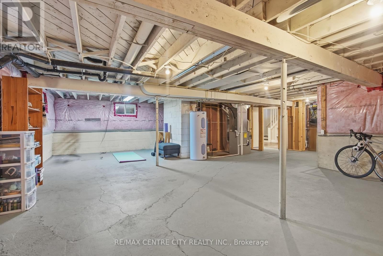 519 EAST MILE ROAD Image 34