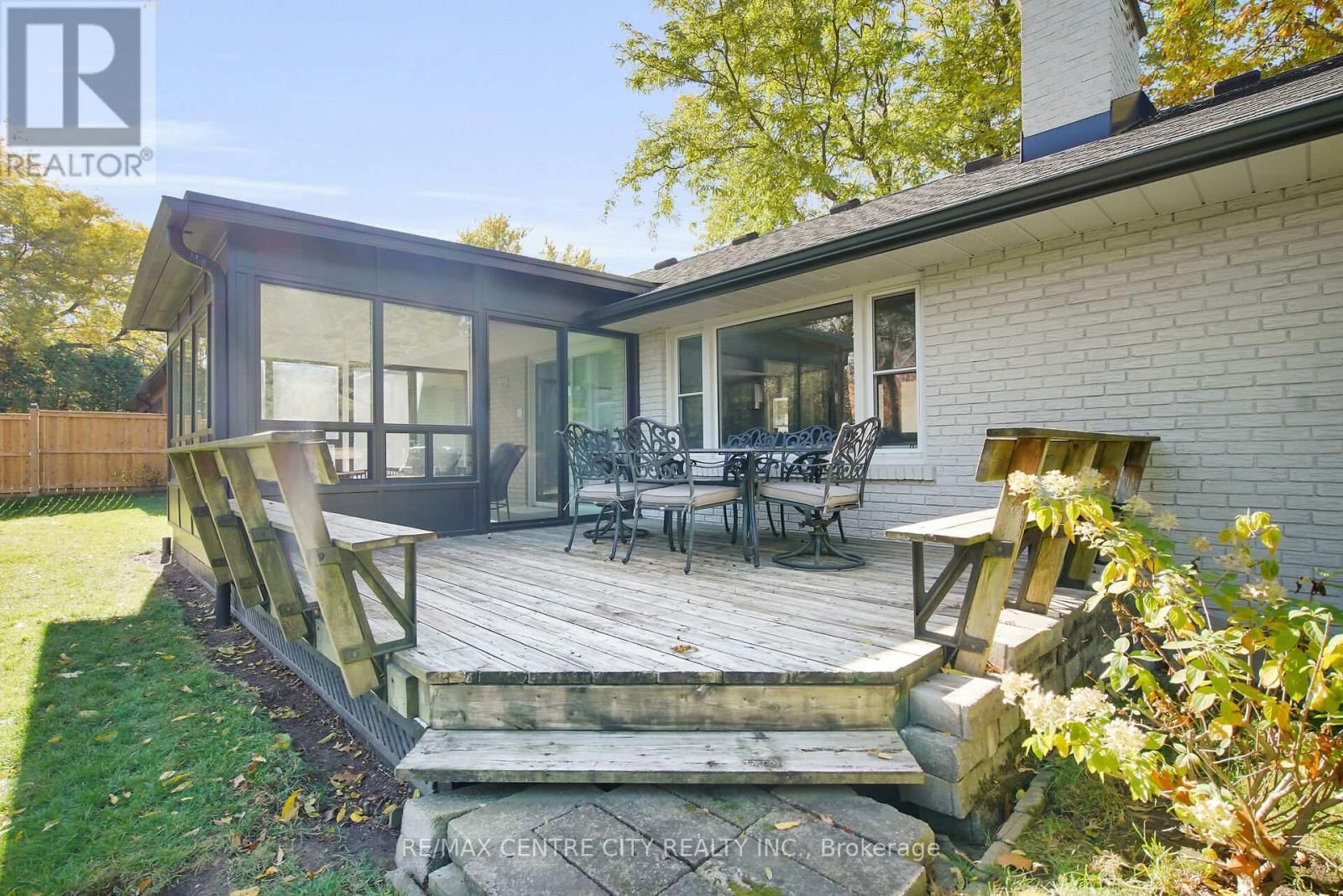 519 EAST MILE ROAD Image 37