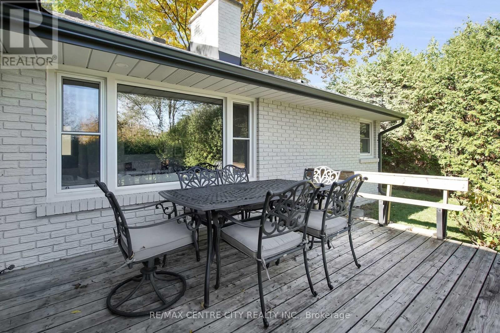 519 EAST MILE ROAD Image 38