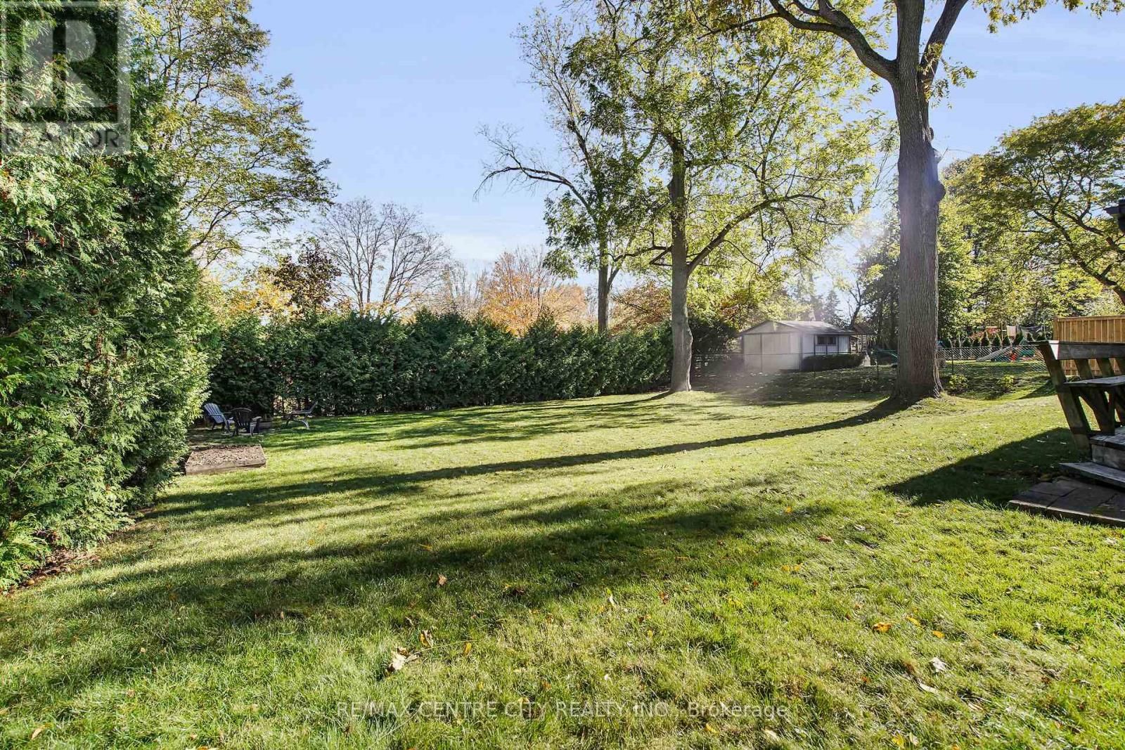 519 EAST MILE ROAD Image 39