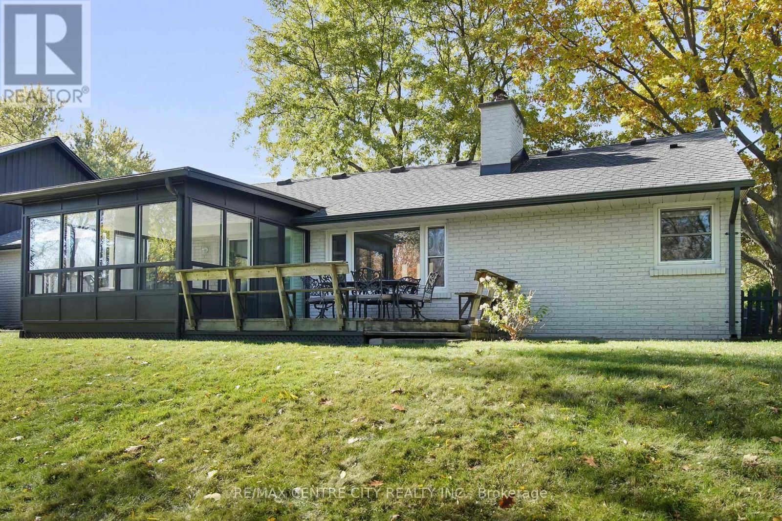 519 EAST MILE ROAD Image 42