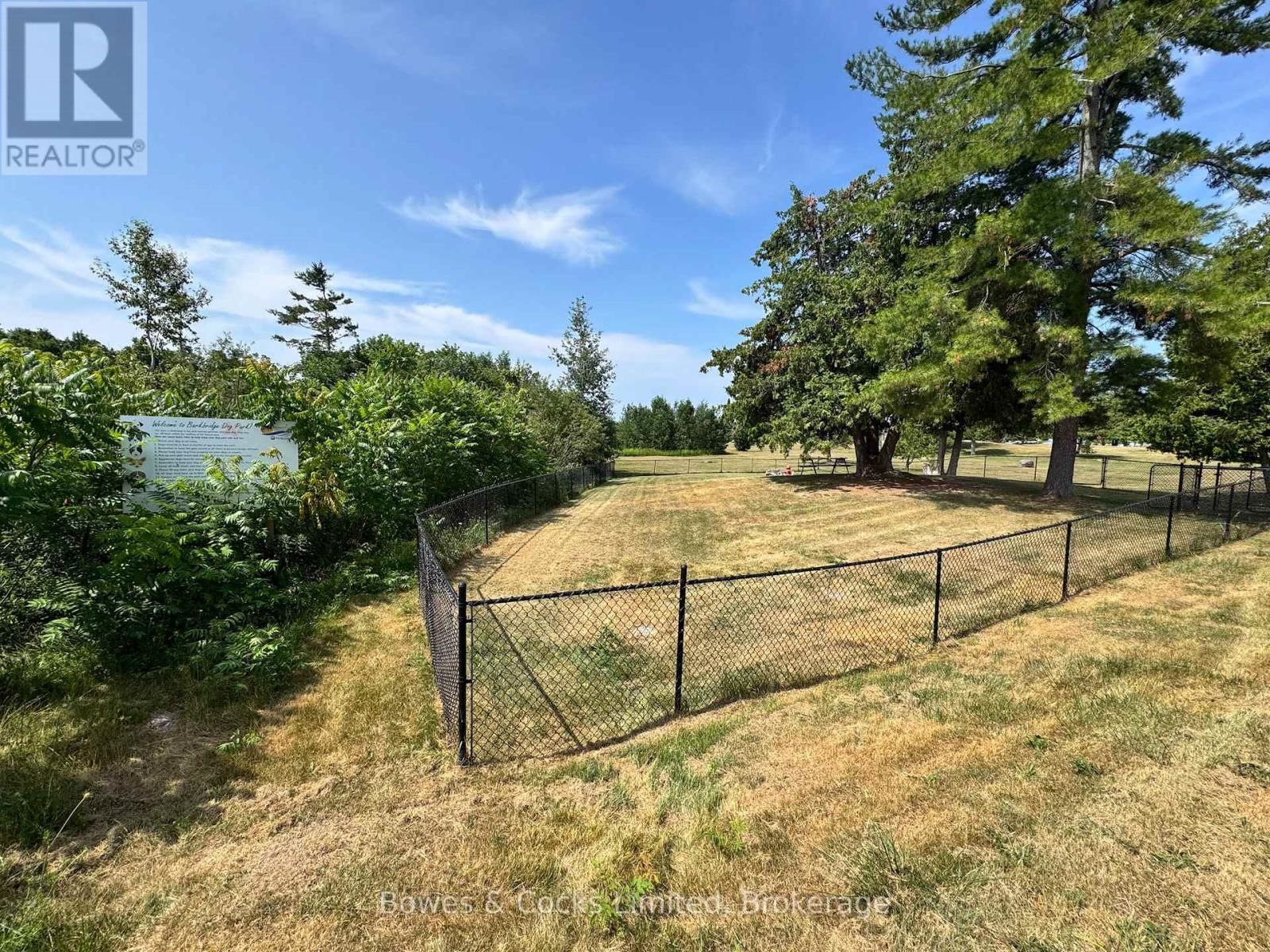 2 ROCKHAVEN-PIONEER POINT Image 41