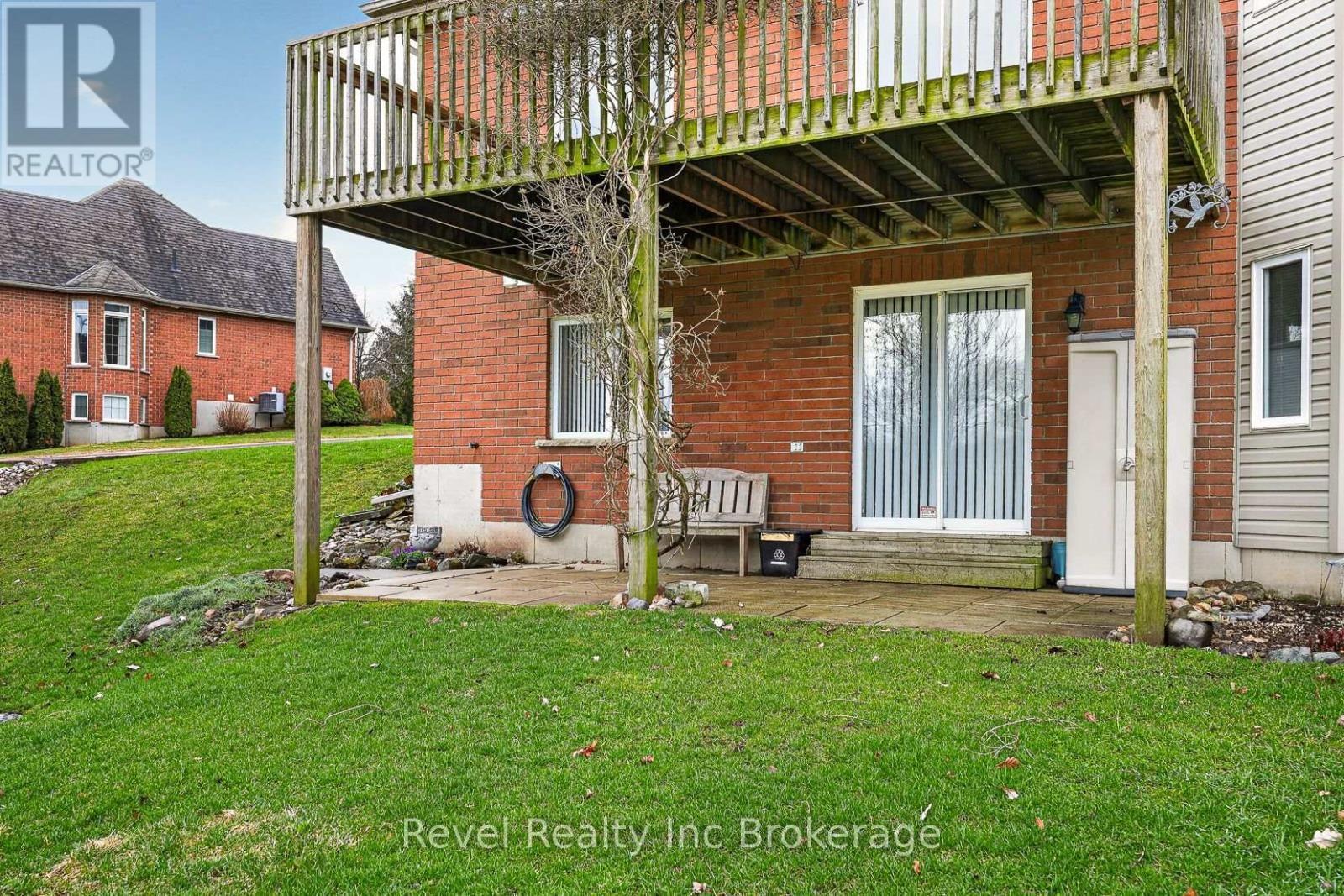 127 FERGUSON DRIVE Image 29