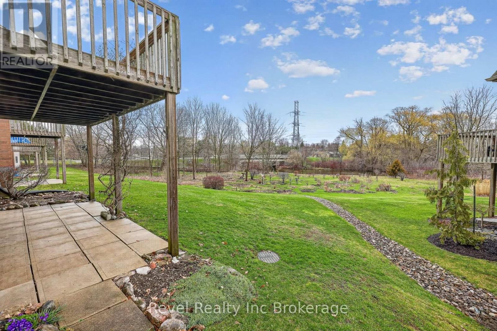 127 FERGUSON DRIVE Image 30