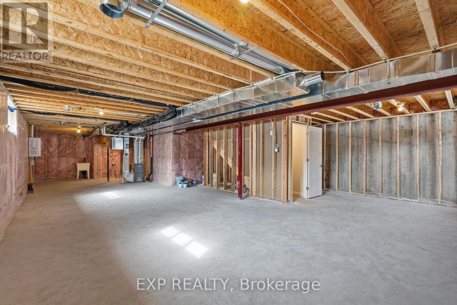 22 HUGHES CIRCLE Image 19