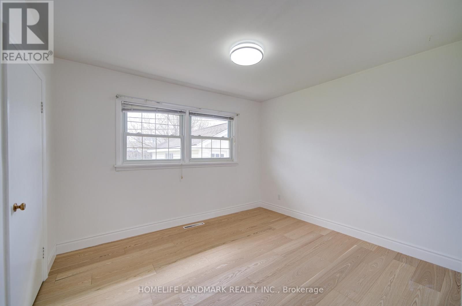 95 JACOBSON AVENUE Image 20