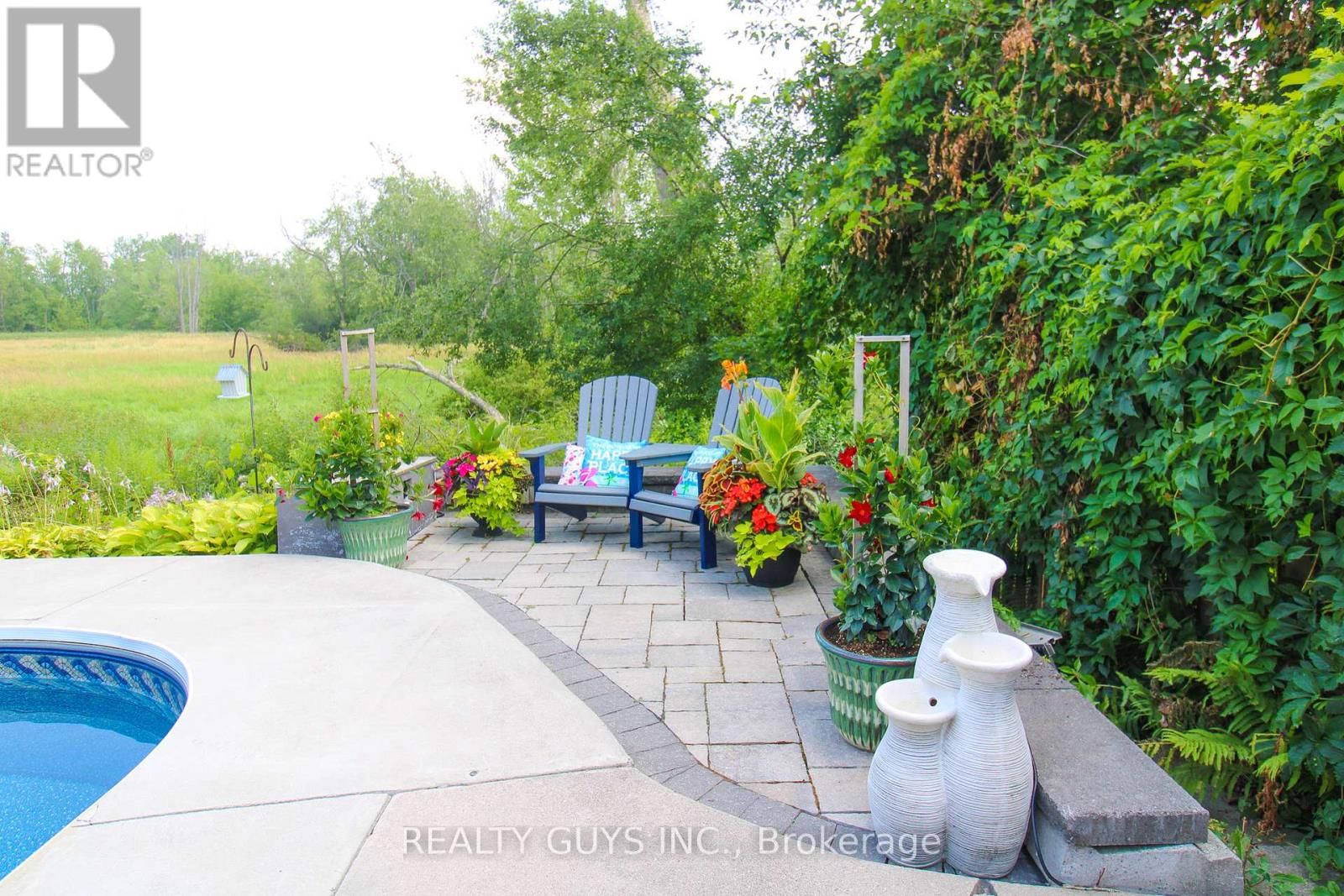 2515 FARMCREST AVENUE Image 13