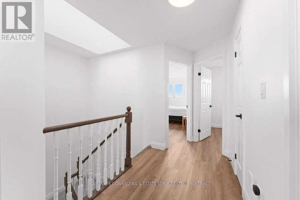 24 - 1098 KING STREET WEST Image 18