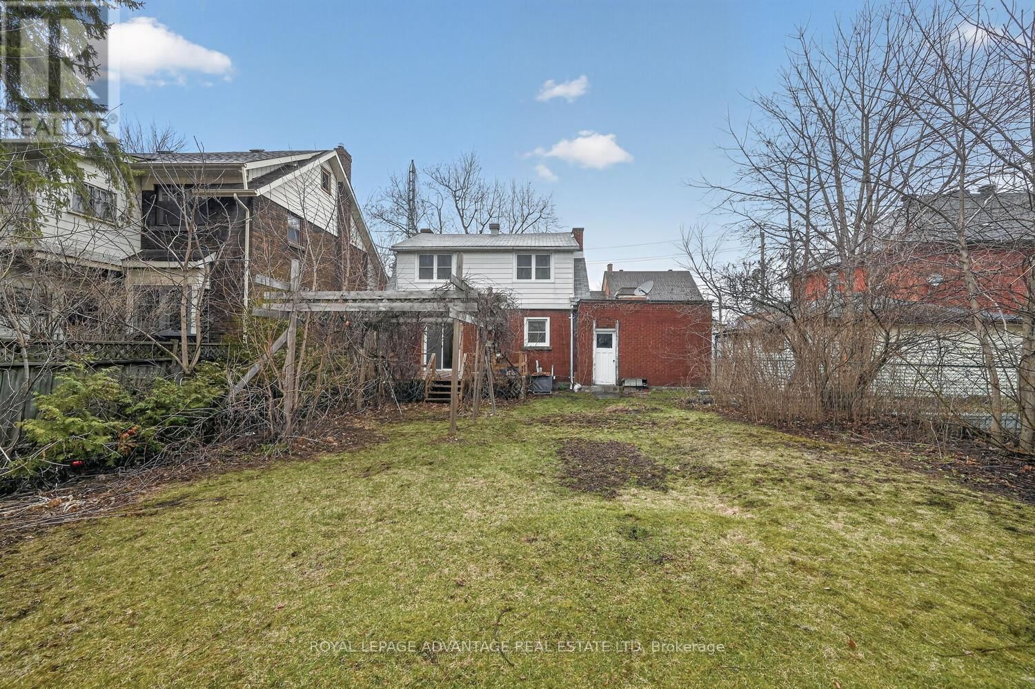 21 GLADSTONE AVENUE Image 33