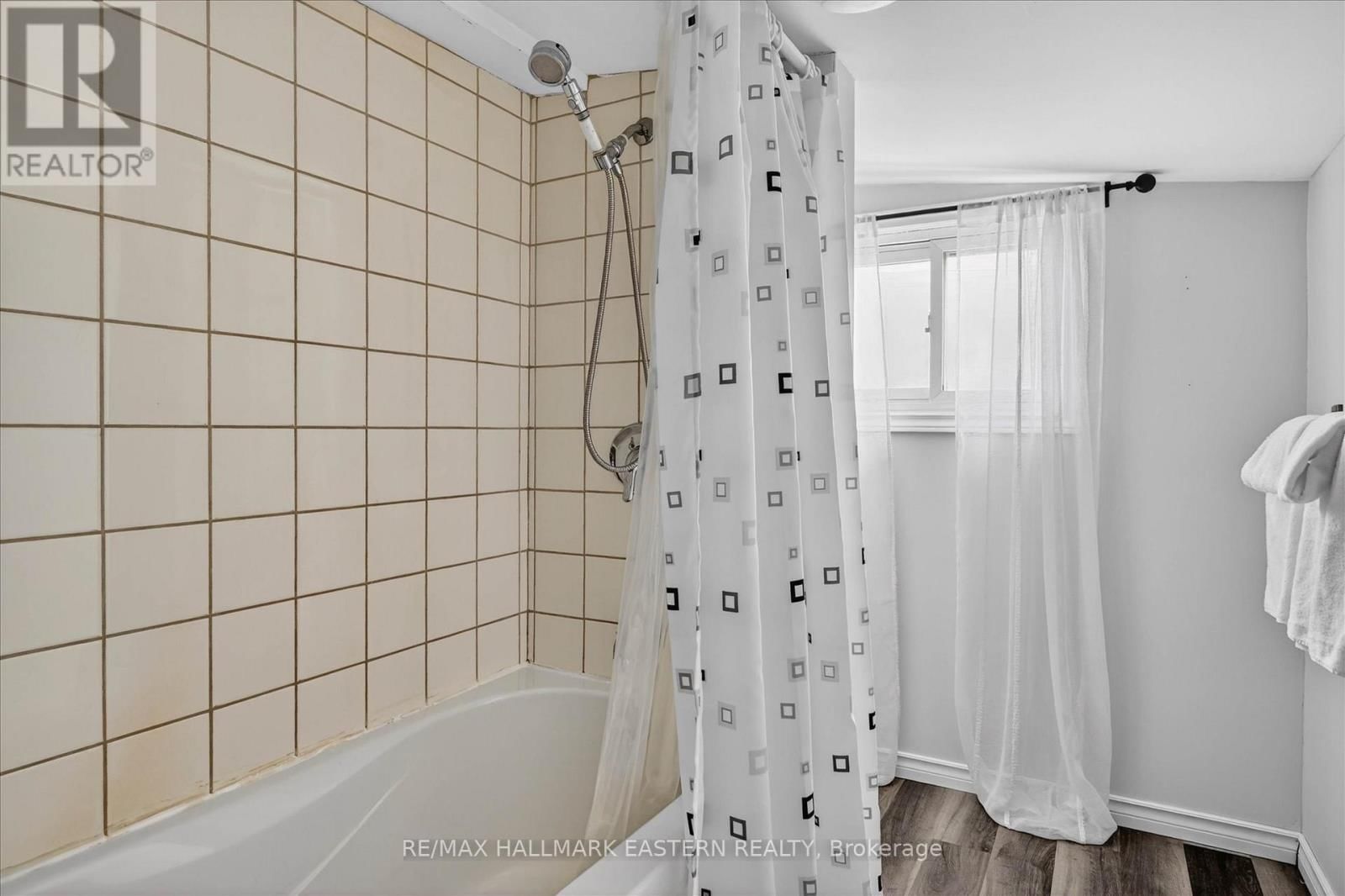 252 LAKE ROAD Image 23