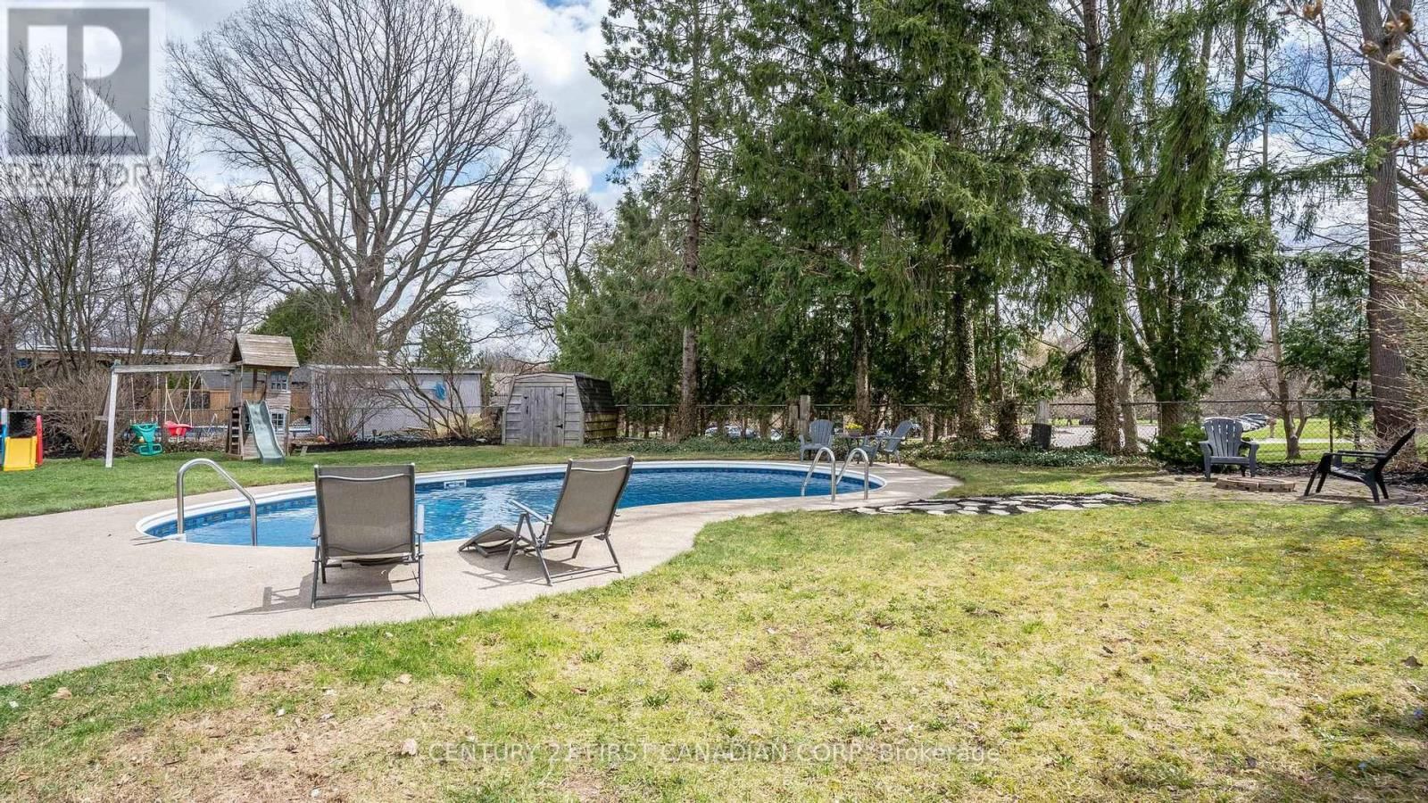 79 BROADWAY AVENUE Image 40