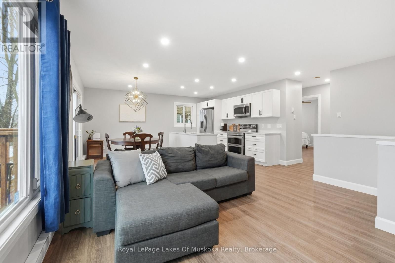 12 MANOMINEE STREET Image 1