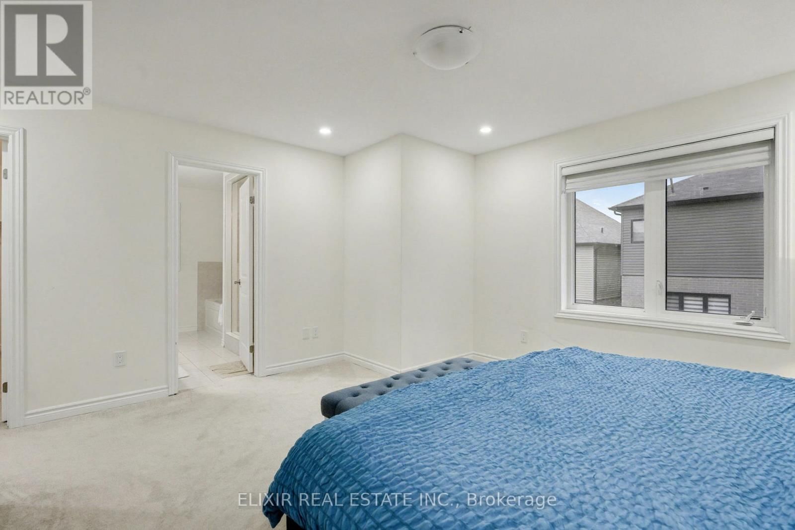 18 JENNER DRIVE Image 14