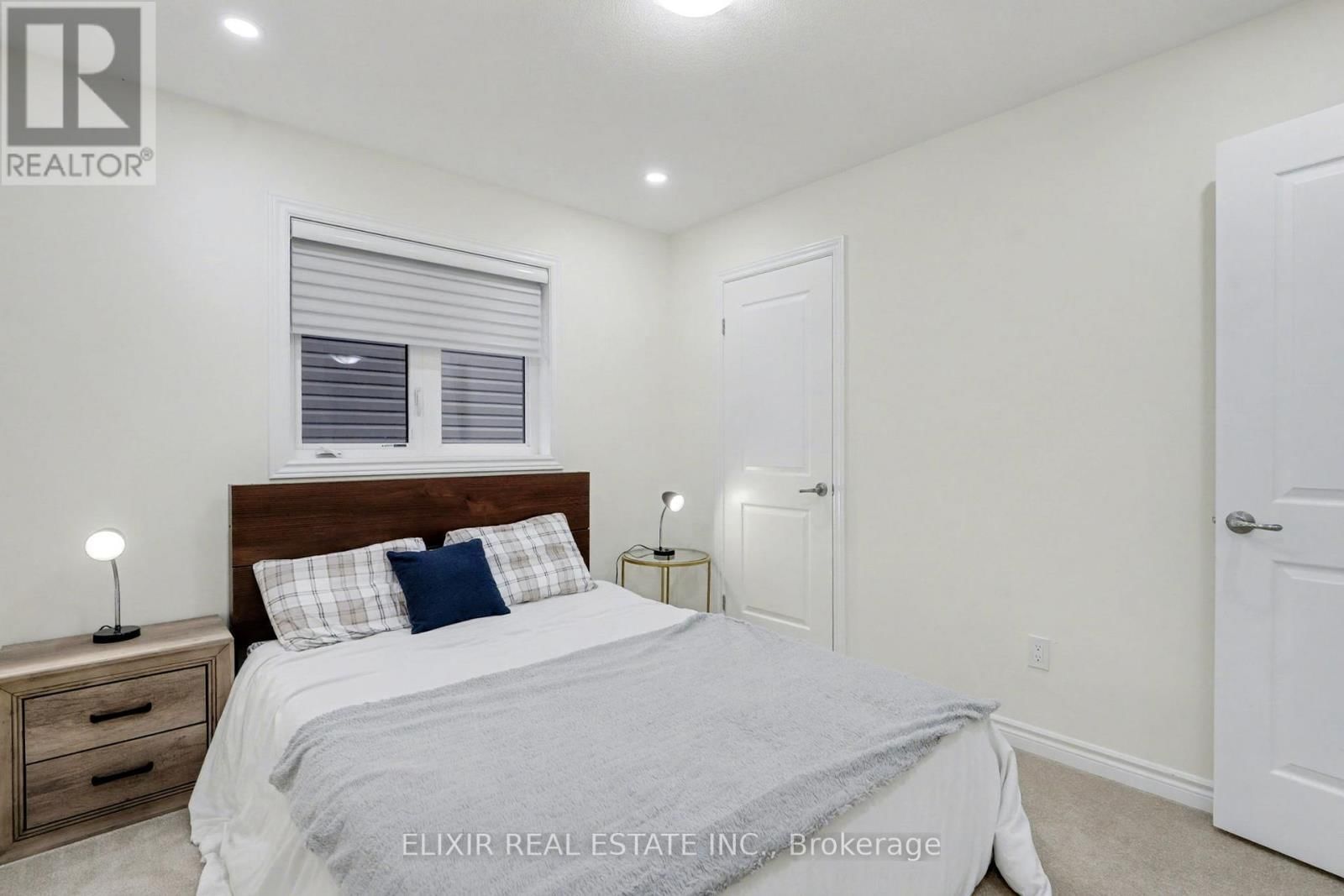 18 JENNER DRIVE Image 20