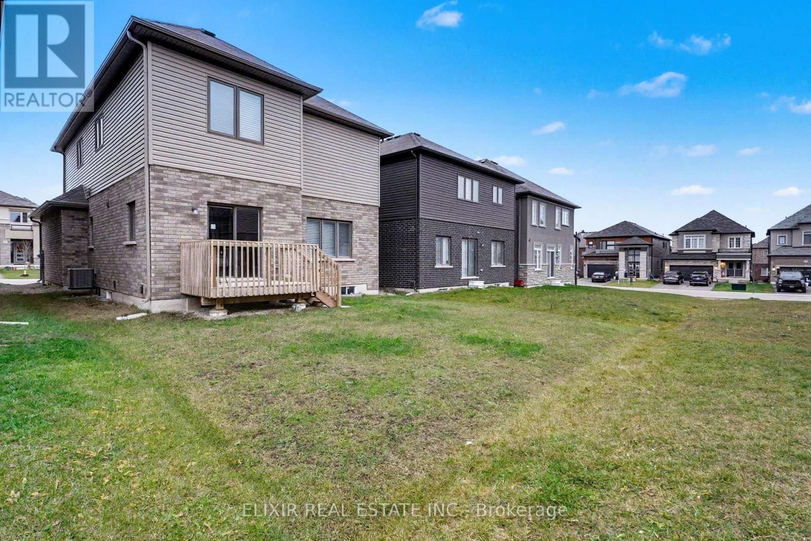 18 JENNER DRIVE Image 26