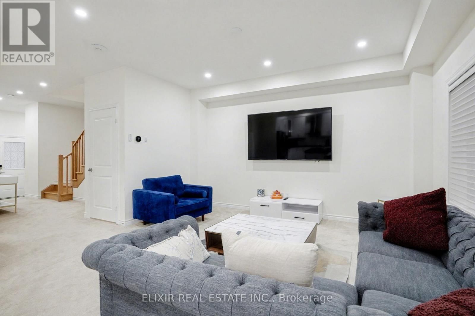 18 JENNER DRIVE Image 6