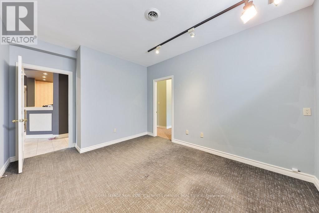 23 GRIFFIN STREET Image 10