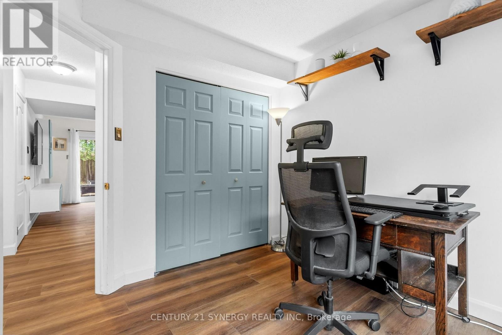 6 BERTON PLACE Image 10