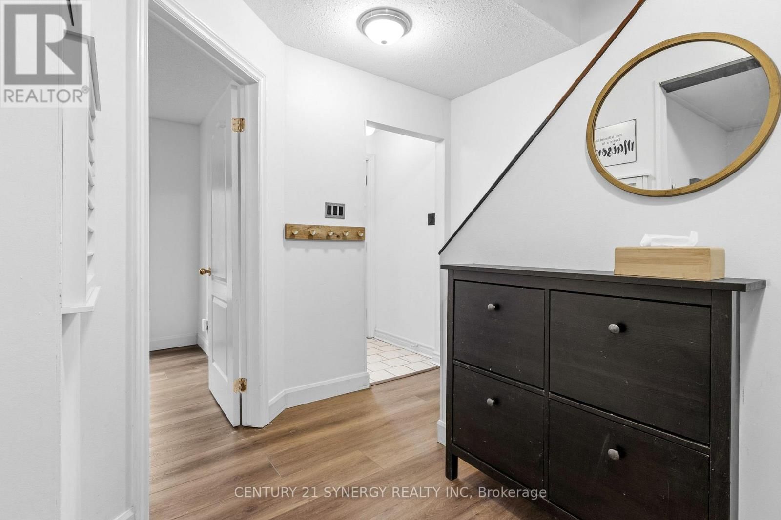 6 BERTON PLACE Image 12