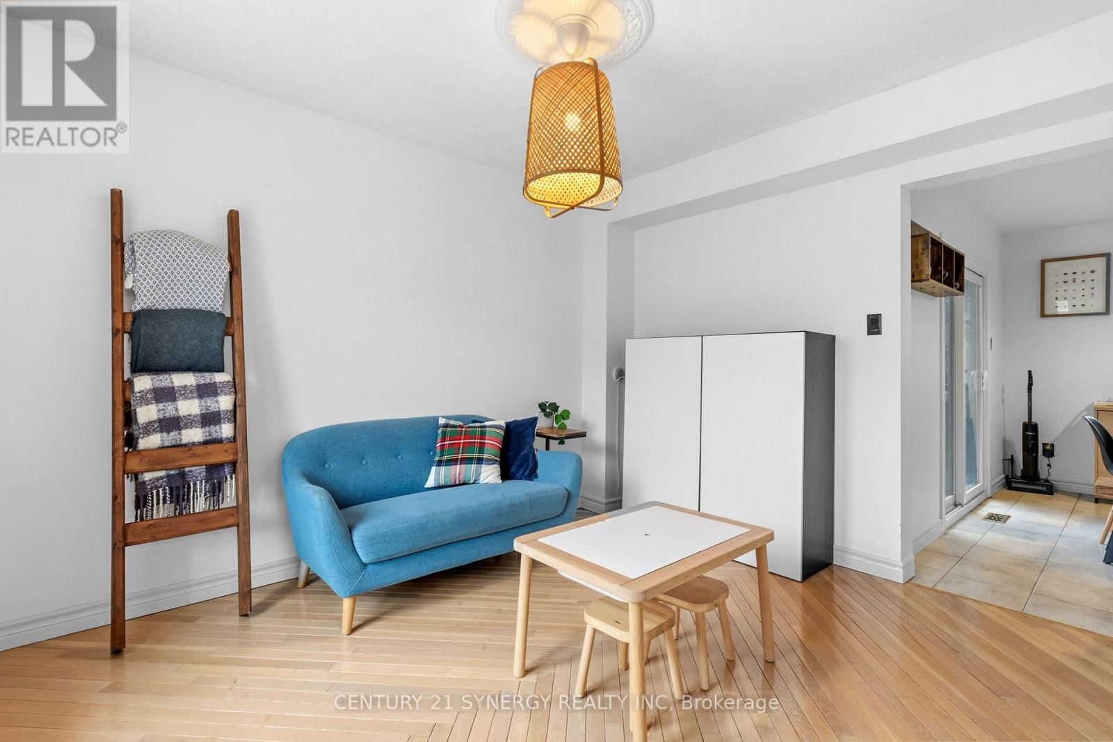 6 BERTON PLACE Image 16