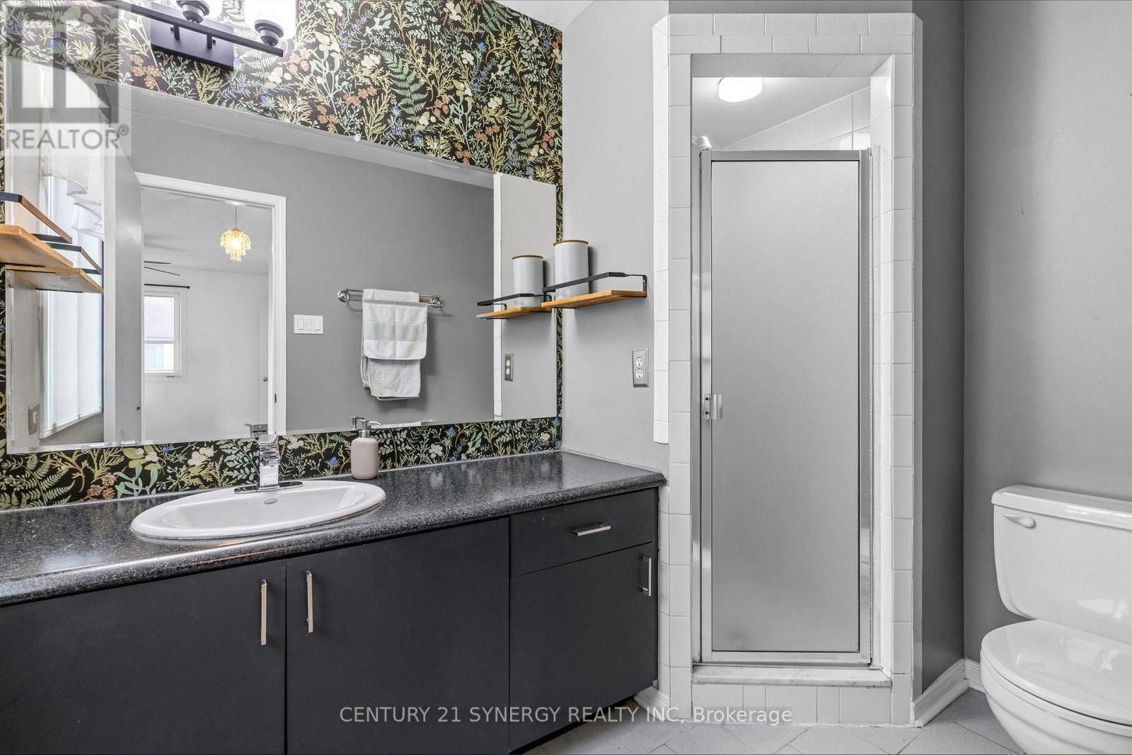 6 BERTON PLACE Image 28