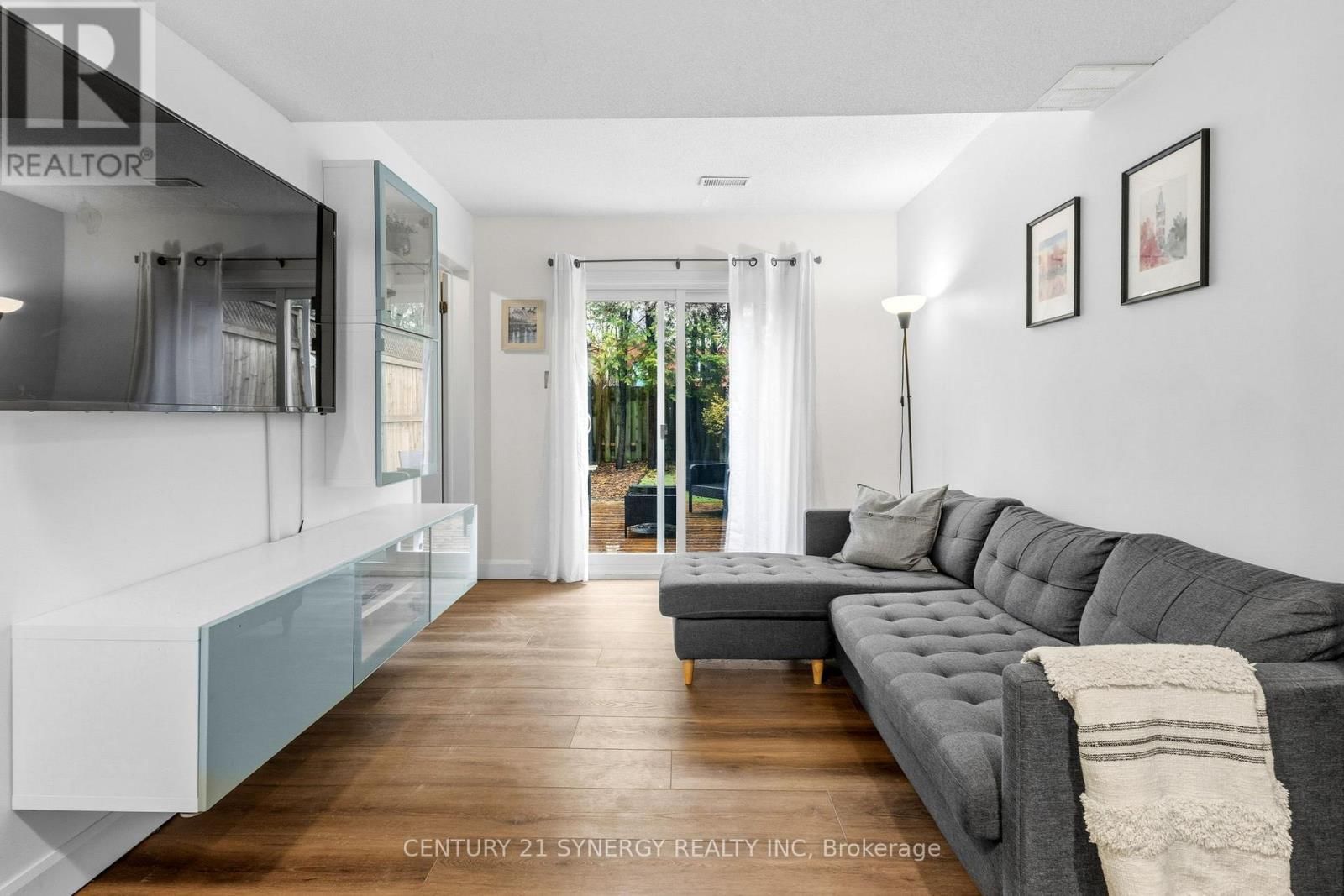 6 BERTON PLACE Image 34